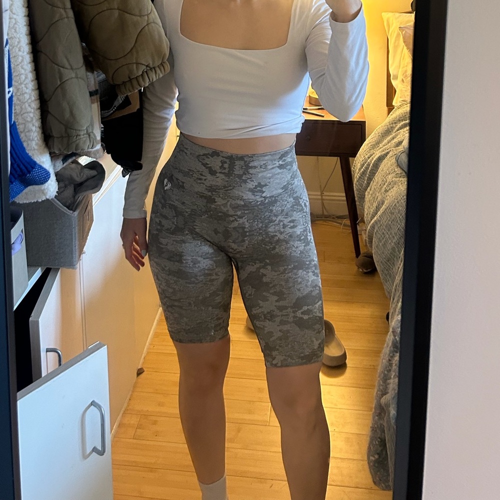Women’s Best Camouflage Biker Shorts